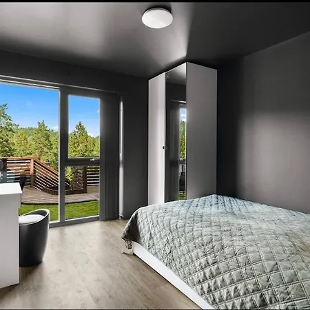 Modern With Two Bedrooms * Hektner