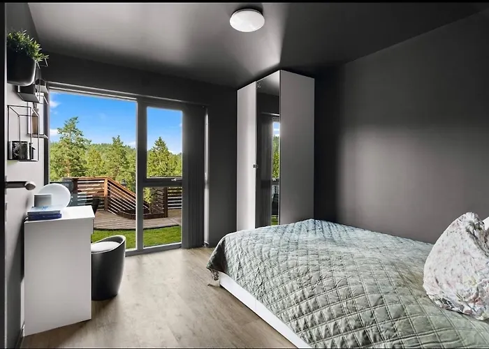 Modern With Two Bedrooms * Hektner